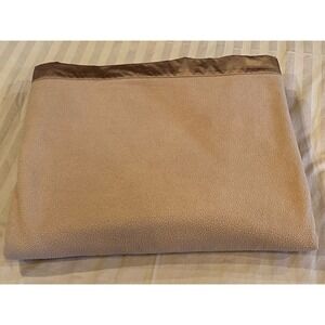 Fab Industries Park Avenue Brown Satin Trimmed Blanket 76x96 Vtg. Dupont Poly.